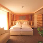 Garni Muttler Alpinresort & Samnaun