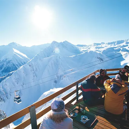 호텔 Garni Muttler Alpinresort & 4*