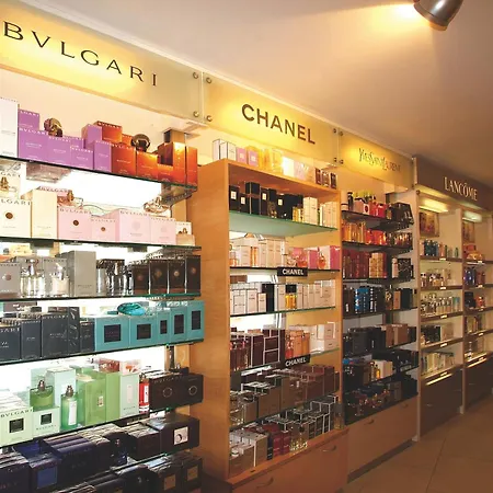 ホテル Garni Muttler Alpinresort & ザムナウン