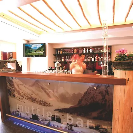 Garni Muttler Alpinresort & ザムナウン