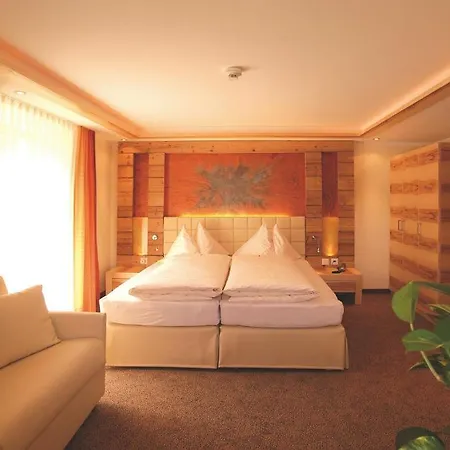 Garni Muttler Alpinresort & ザムナウン