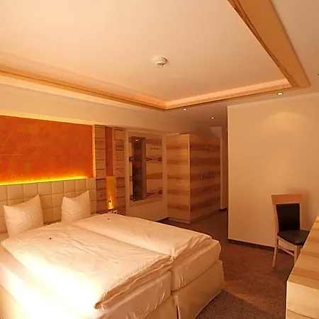 Garni Muttler Alpinresort & 4* Samnaun