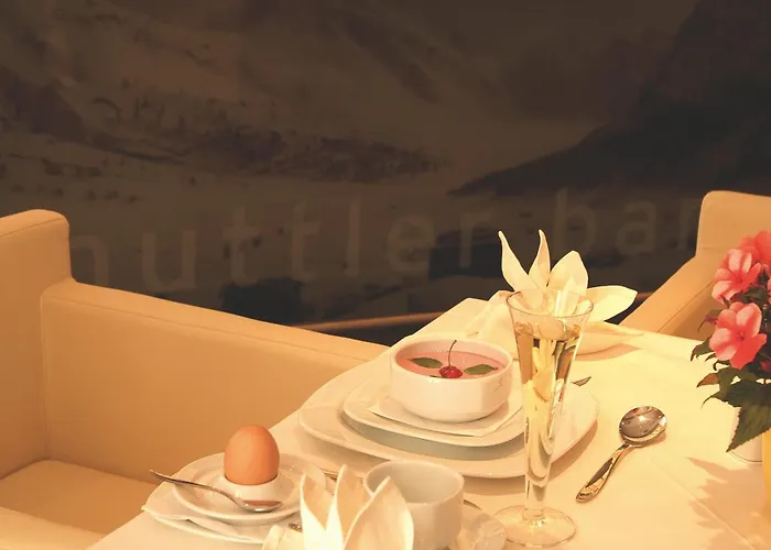 Hotell Garni Muttler Alpinresort & 4*