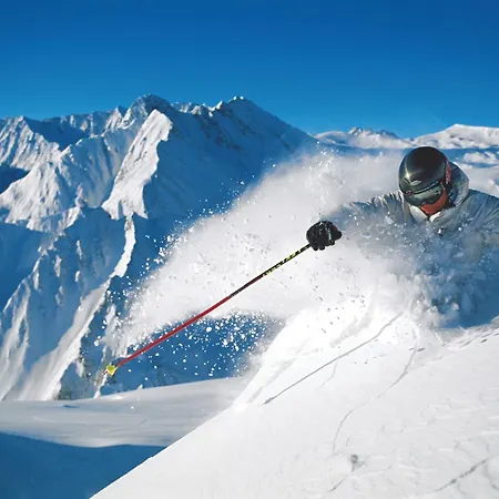 Hotel Garni Muttler Alpinresort & Samnaun