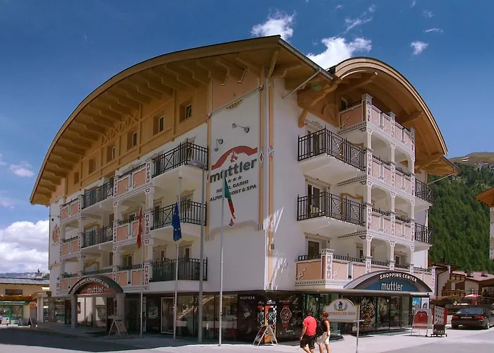 Garni Muttler Alpinresort & זאמנאון